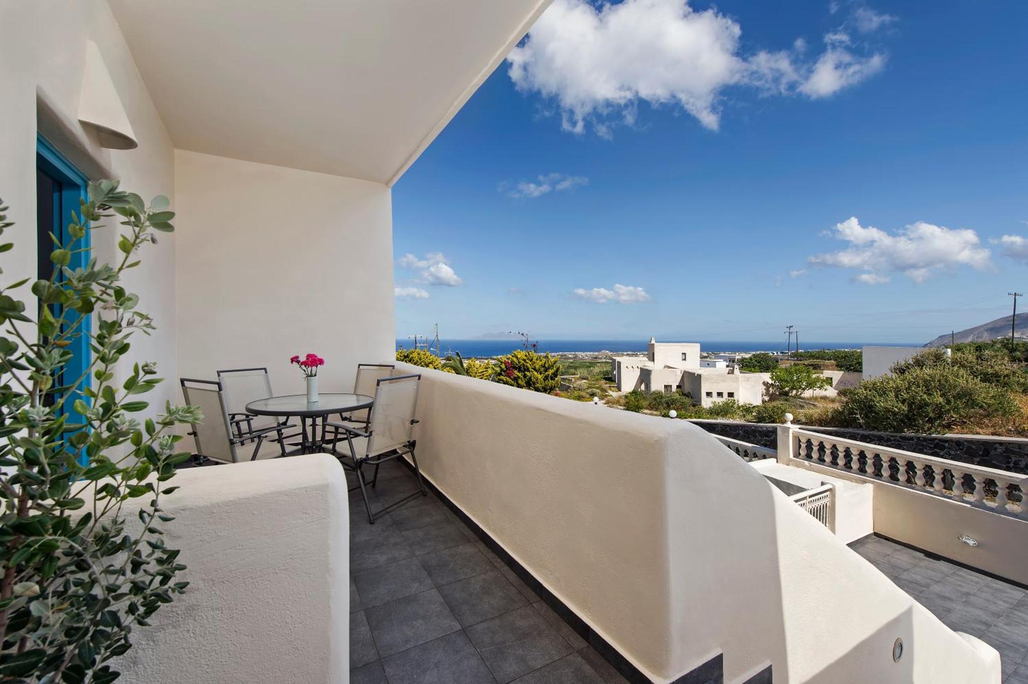 Alizea Villas & Suites Тира Номер фото