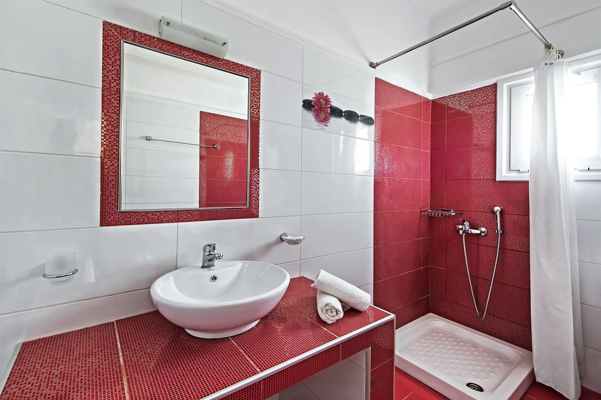 Alizea Villas & Suites Тира Экстерьер фото