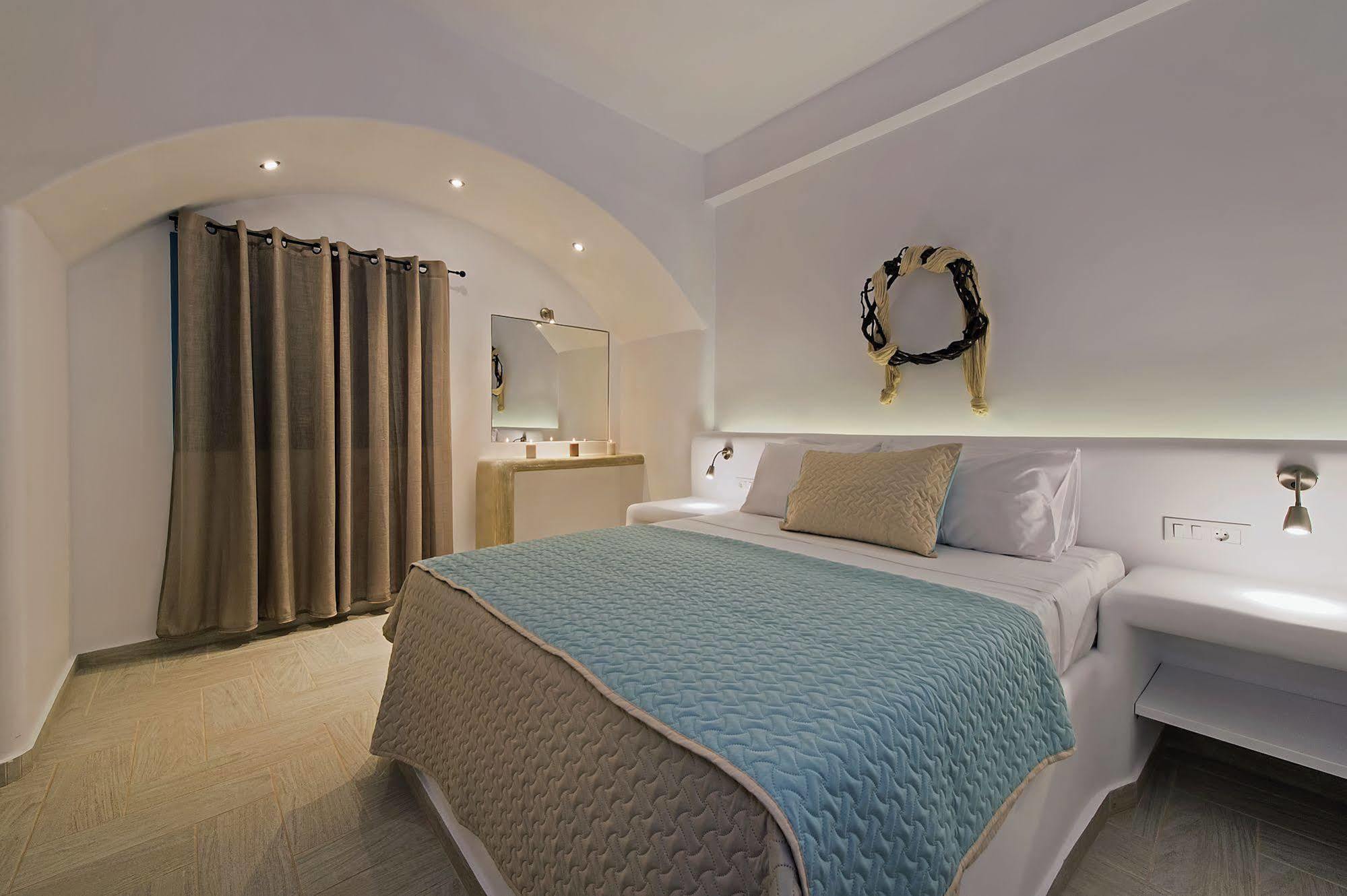 Alizea Villas & Suites Тира Экстерьер фото